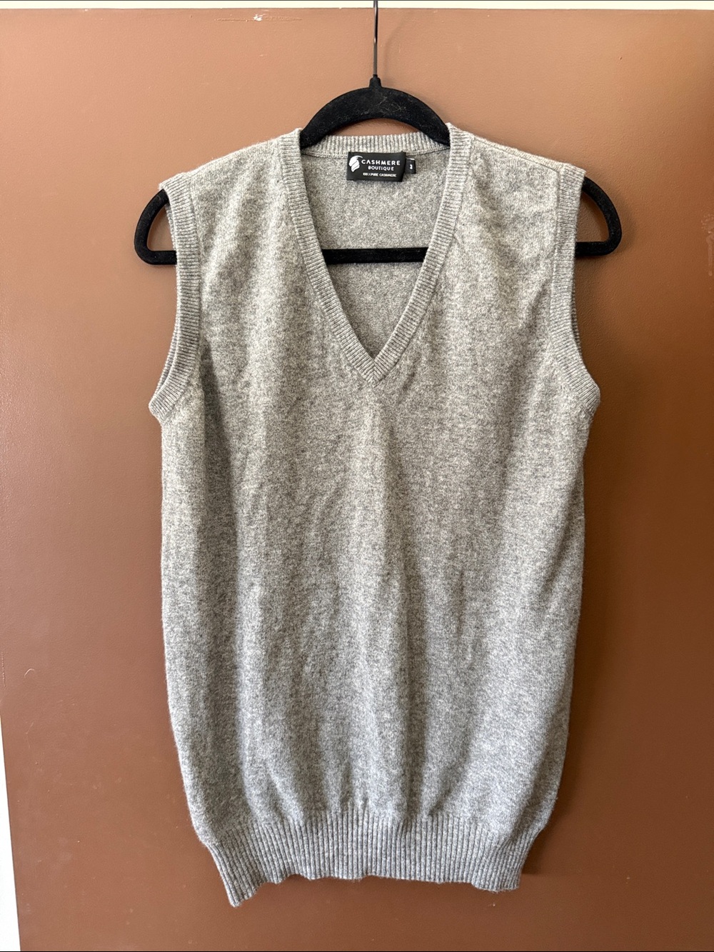 Cashmere Boutique 100% Cashmere Gray Sweater Vest